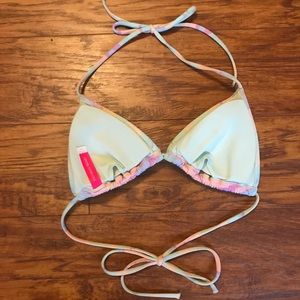 Victoria's Secret Swim - Victoria’s Secret Print Triangle Top Victoria's Secret Swim - Victoria’s Secret Print Triangle Top